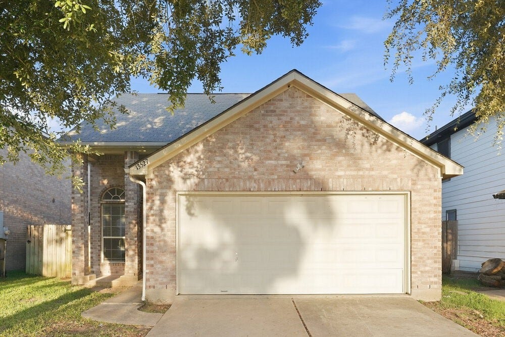 13527 Ambrose Street, Houston, TX 77045