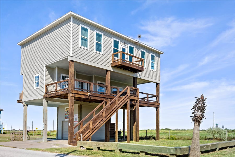 Property photo for 858 Mr G Drive, Crystal Beach, TX