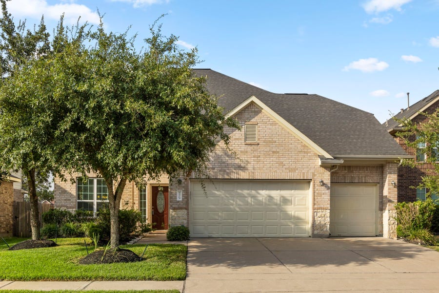 Property photo for 24703 Malca Manor Drive, Katy, TX
