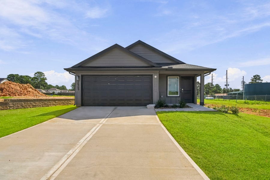 Property photo for 15352 Lake Conroe Cove Drive, Willis, TX