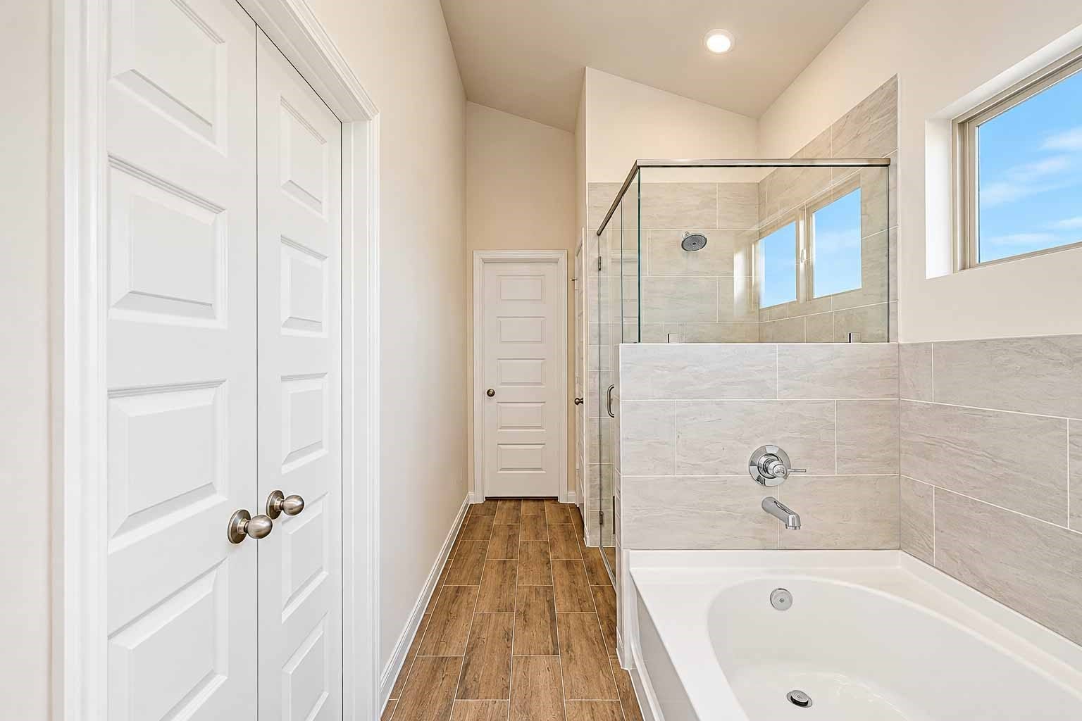 6531 Escondido Drive, Rosharon, TX 77583 Sample photo from inventory home