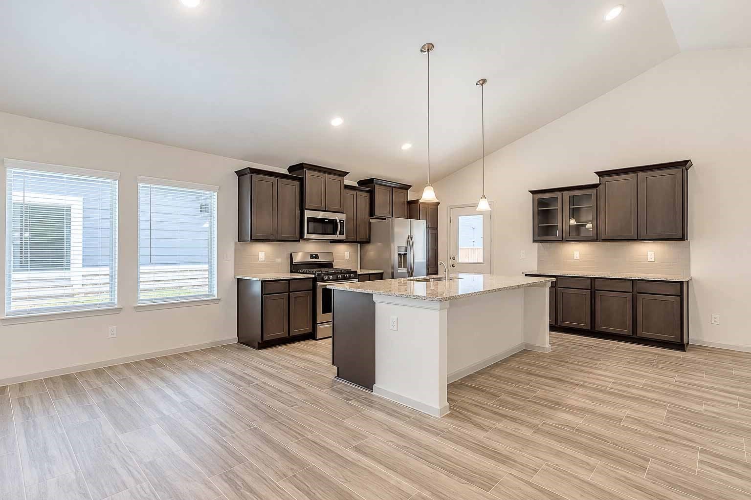 6531 Escondido Drive, Rosharon, TX 77583 Sample photo from inventory home