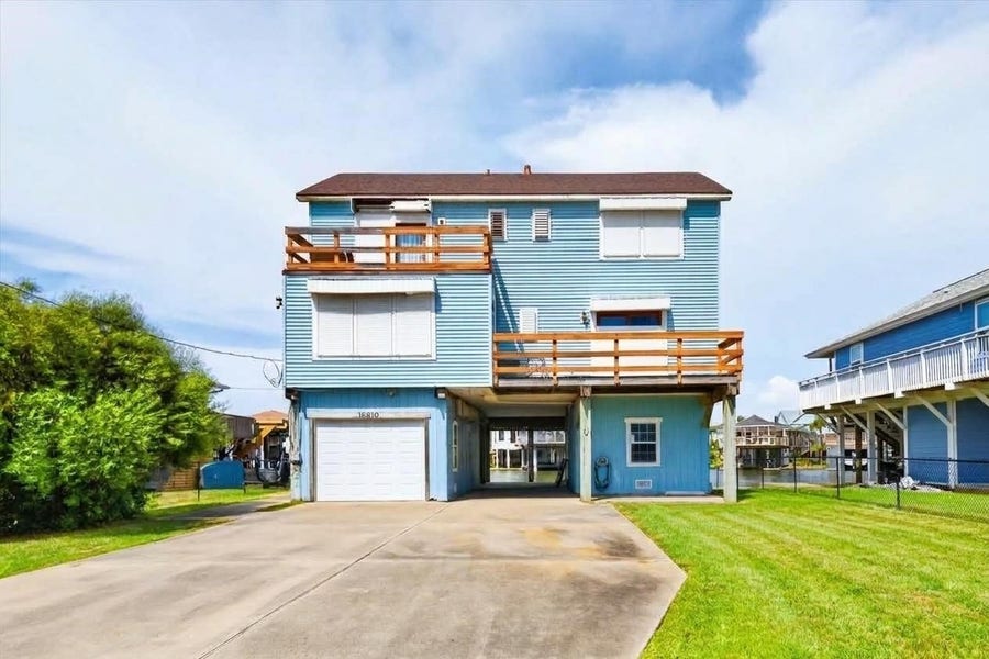 Property photo for 16610 Bahama Way, Jamaica Beach, TX