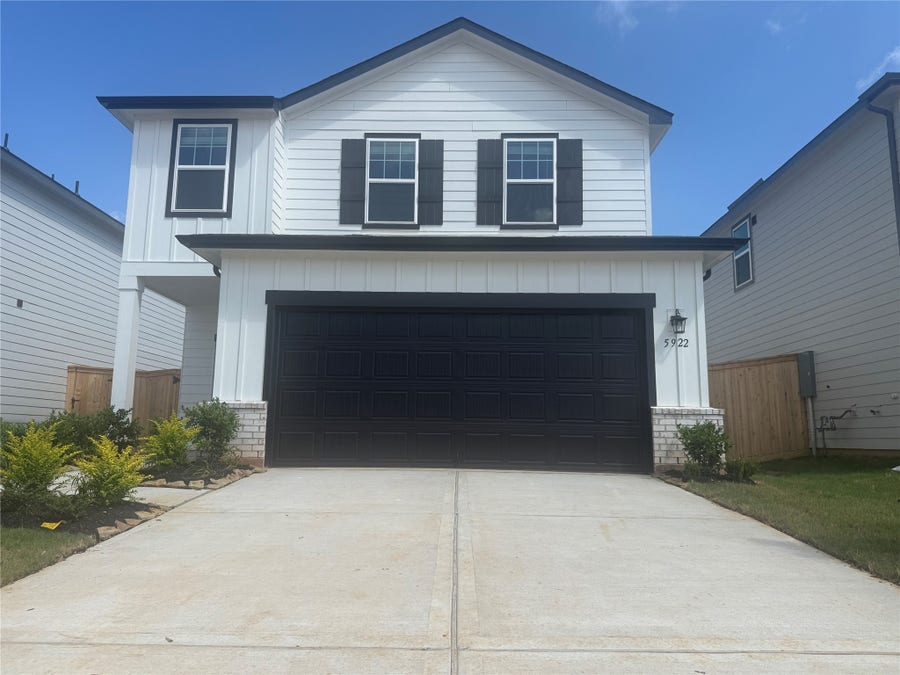 Property photo for 5922 Mercer Street, Conroe, TX