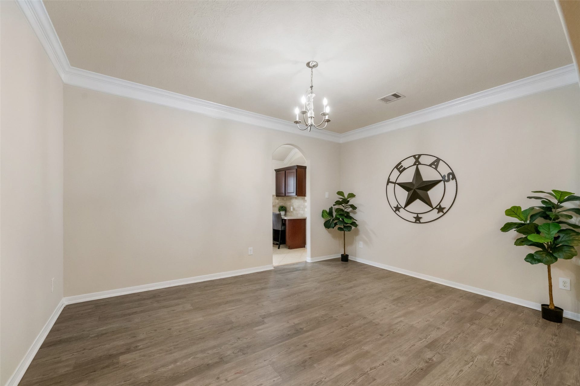 1714 Brighton Brook Lane, Pearland, TX 77581