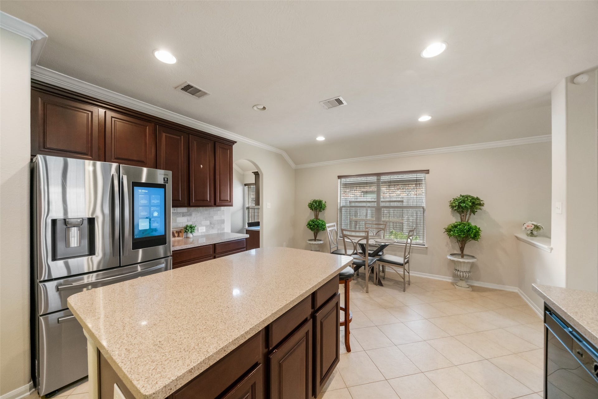 1714 Brighton Brook Lane, Pearland, TX 77581