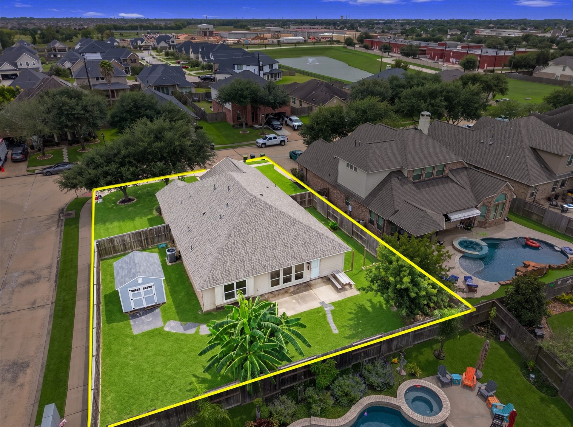 1714 Brighton Brook Lane, Pearland, TX 77581