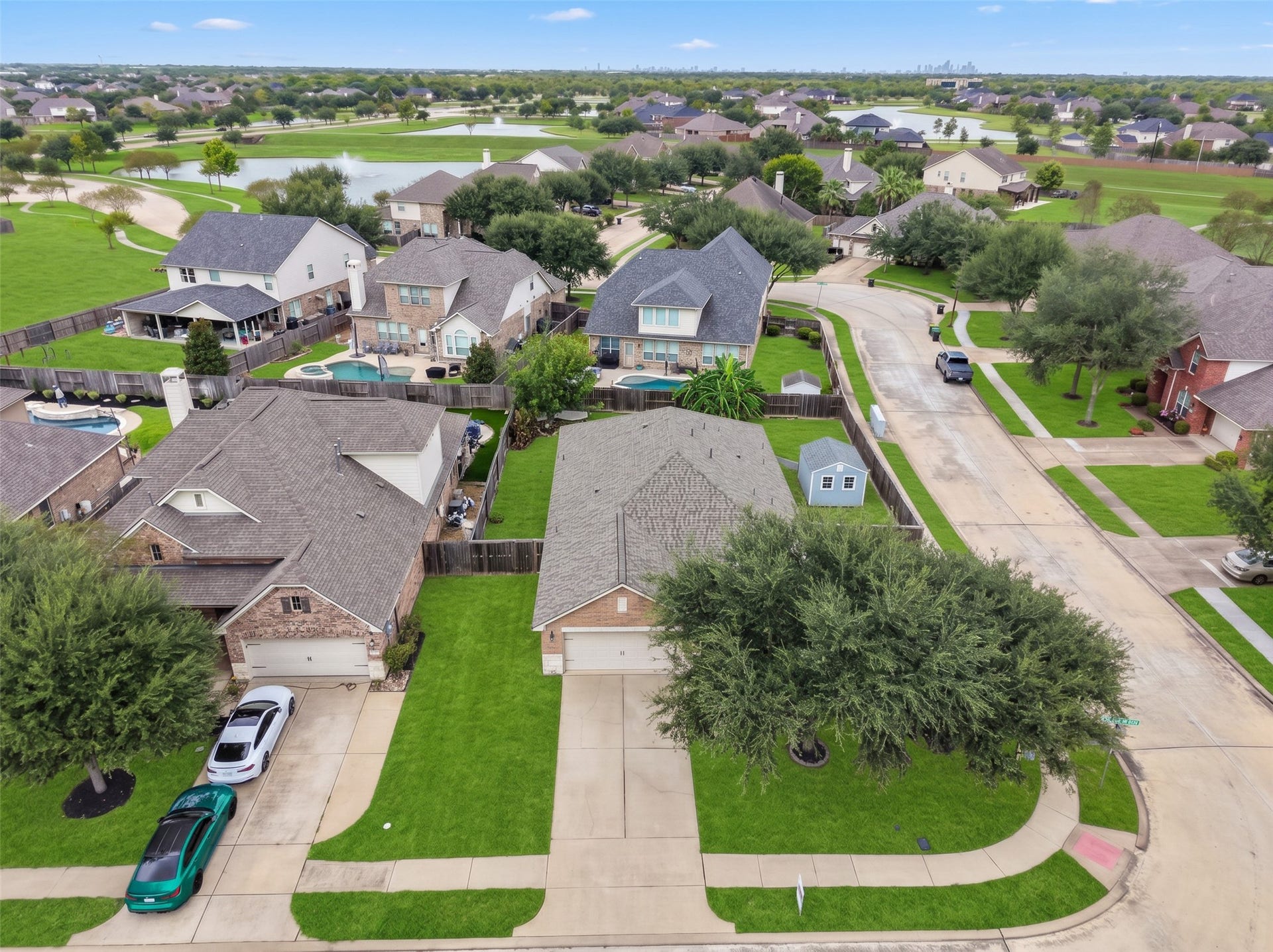 1714 Brighton Brook Lane, Pearland, TX 77581