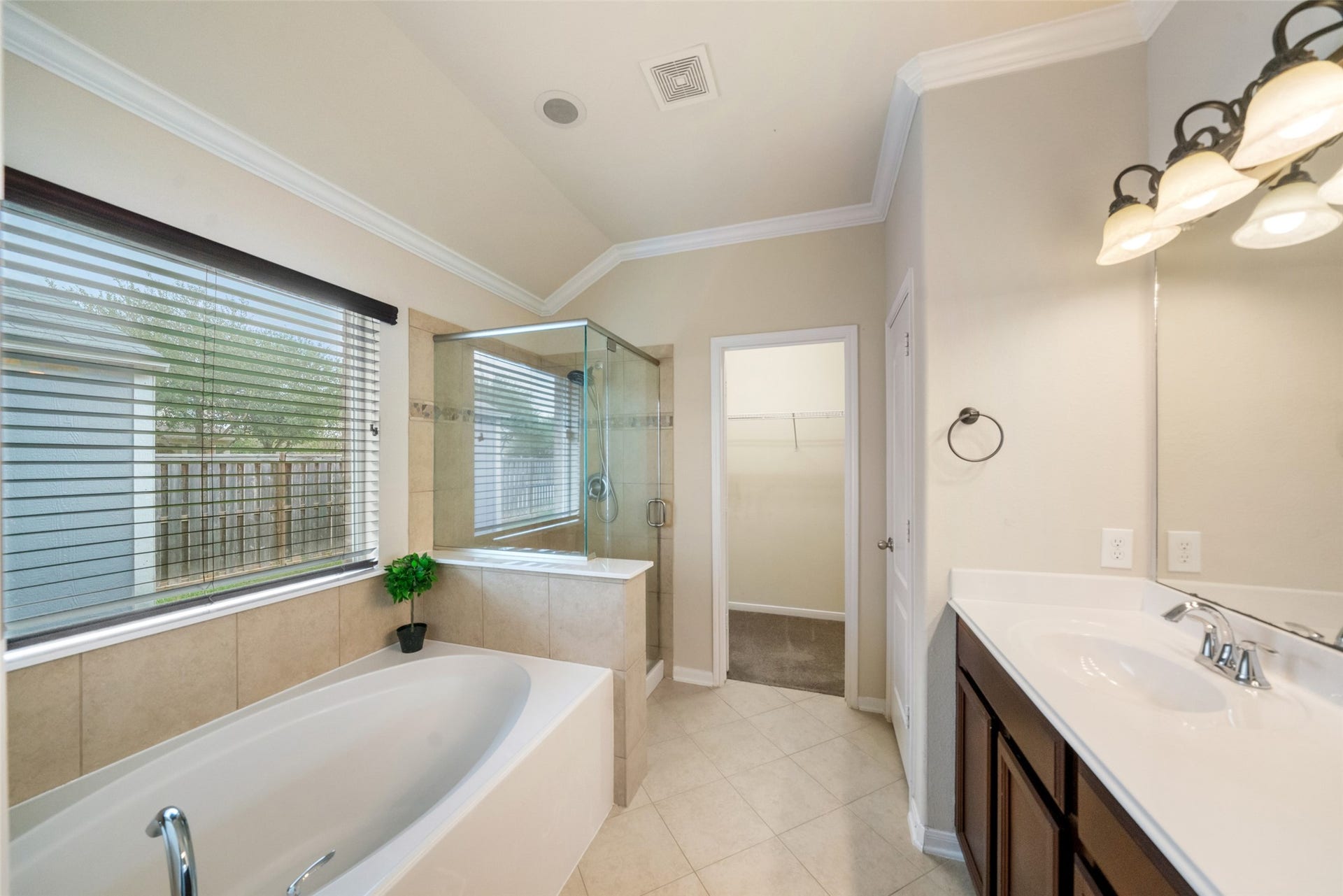 1714 Brighton Brook Lane, Pearland, TX 77581