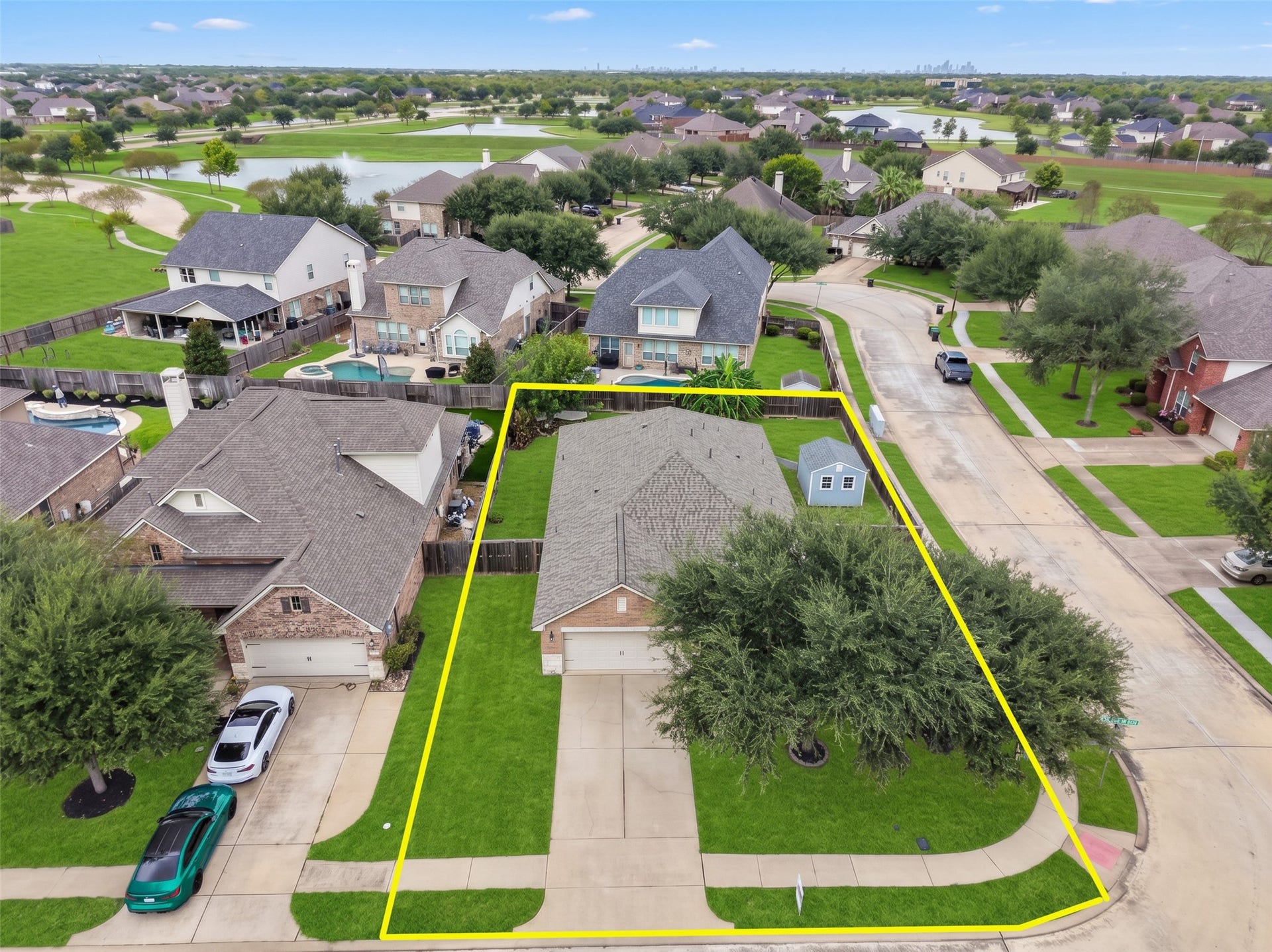 1714 Brighton Brook Lane, Pearland, TX 77581