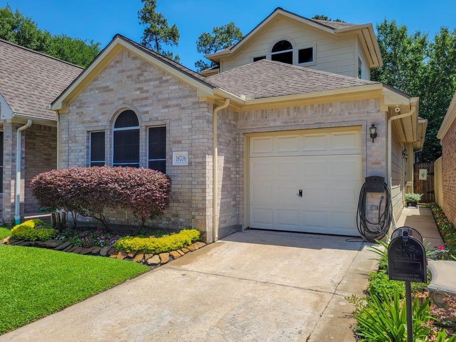 Property photo for 18706 Scented Candle Way, Spring, TX