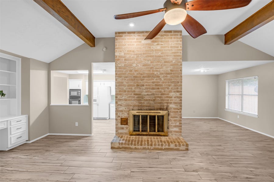 Property photo for 11827 Brook Meadows Lane, Meadows Place, TX