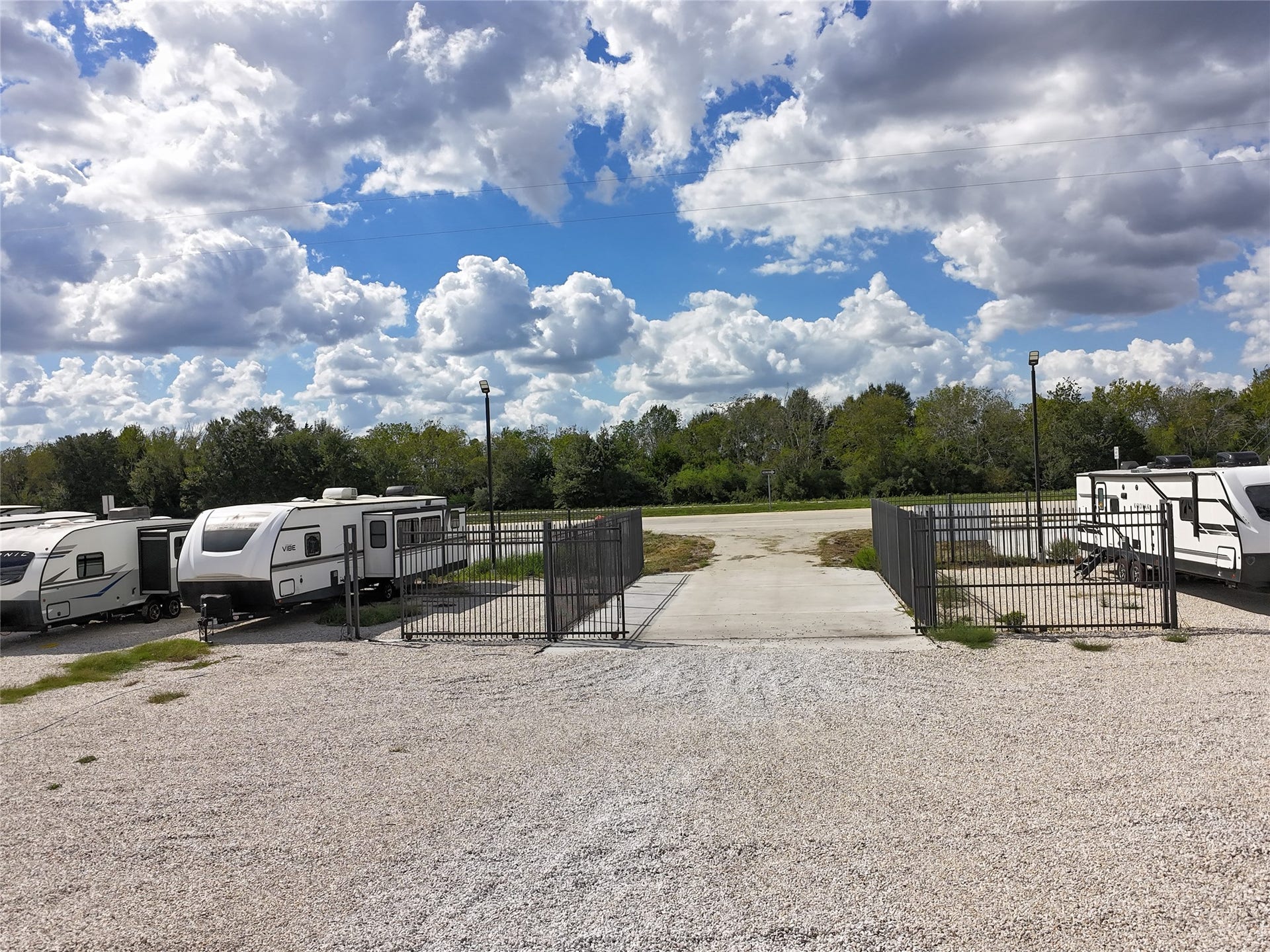 12111 Highway 36, Needville, TX 77461