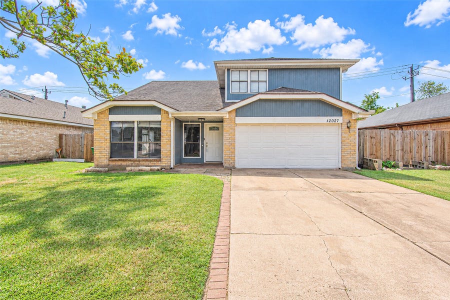 Property photo for 12027 Huntington Park Drive, Houston, TX