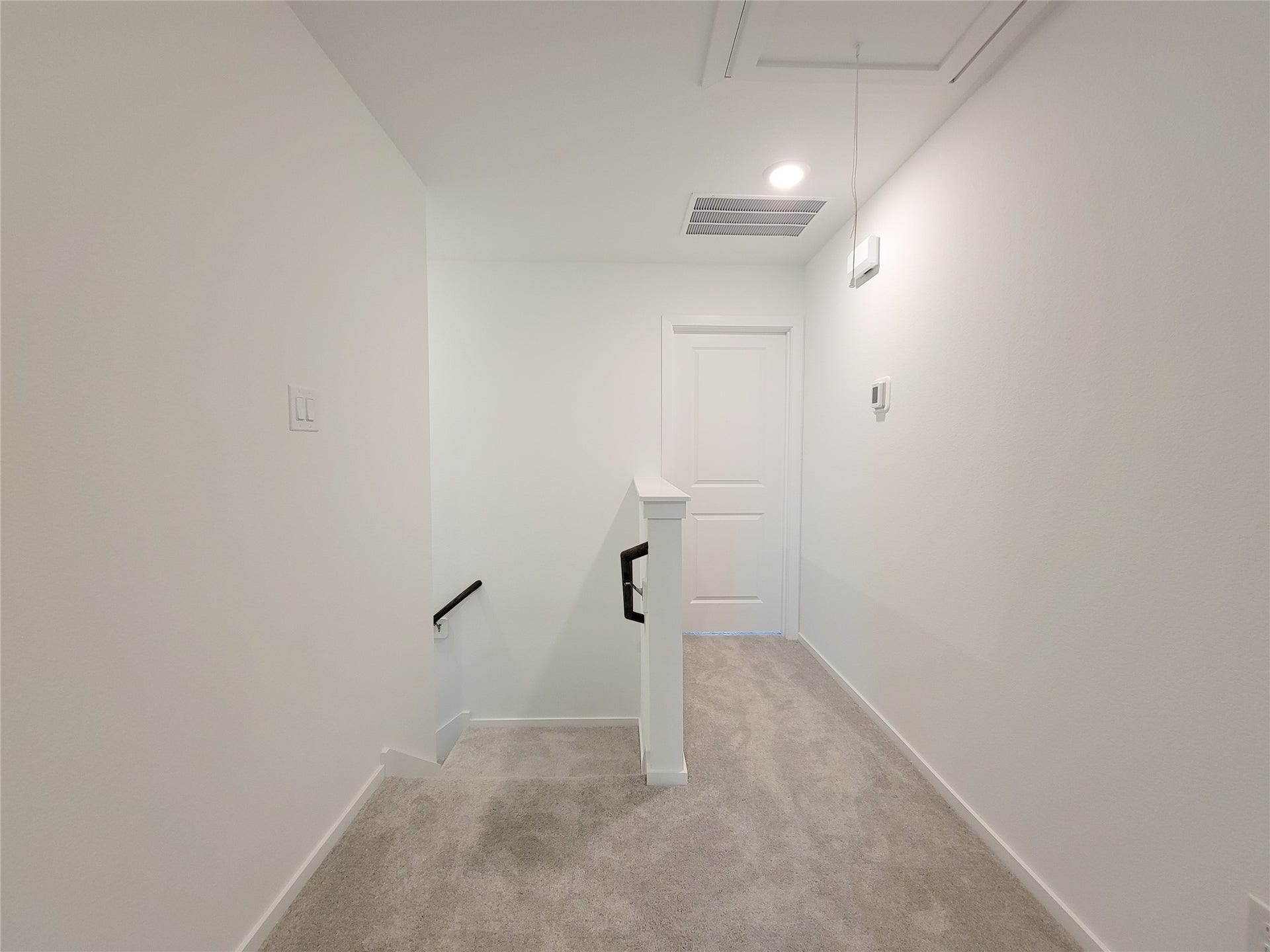 3038 Pensacola Drive, Katy, TX 77493 Hallway upstairs