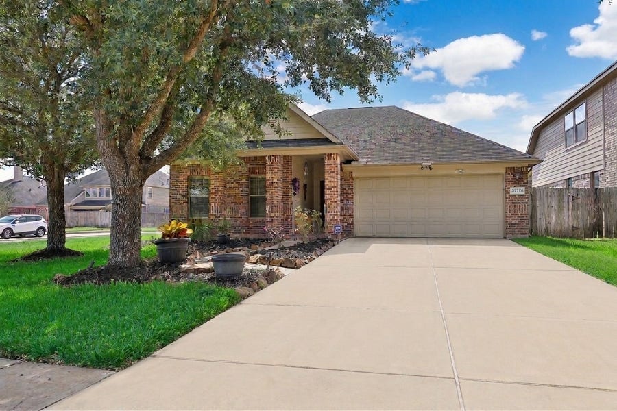 Property photo for 28103 Canyon Wren Drive, Katy, TX