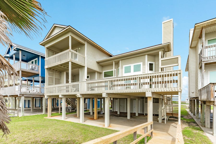 Property photo for 2330 Blue Water Highway, Surfside Beach, TX