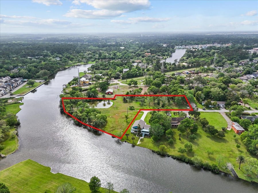 Property photo for 2725 49th Street, Dickinson, TX