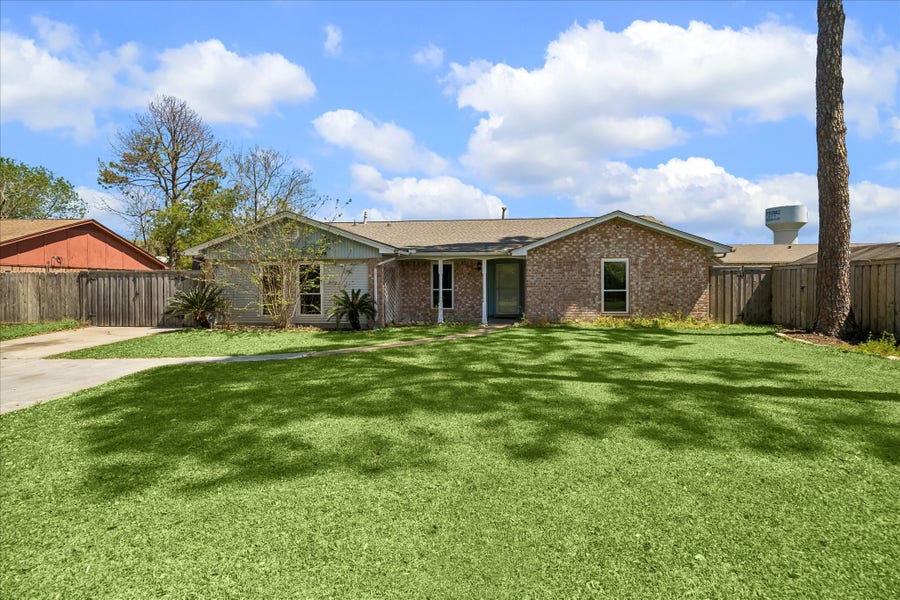 Property photo for 631 Lexington Square, Humble, TX