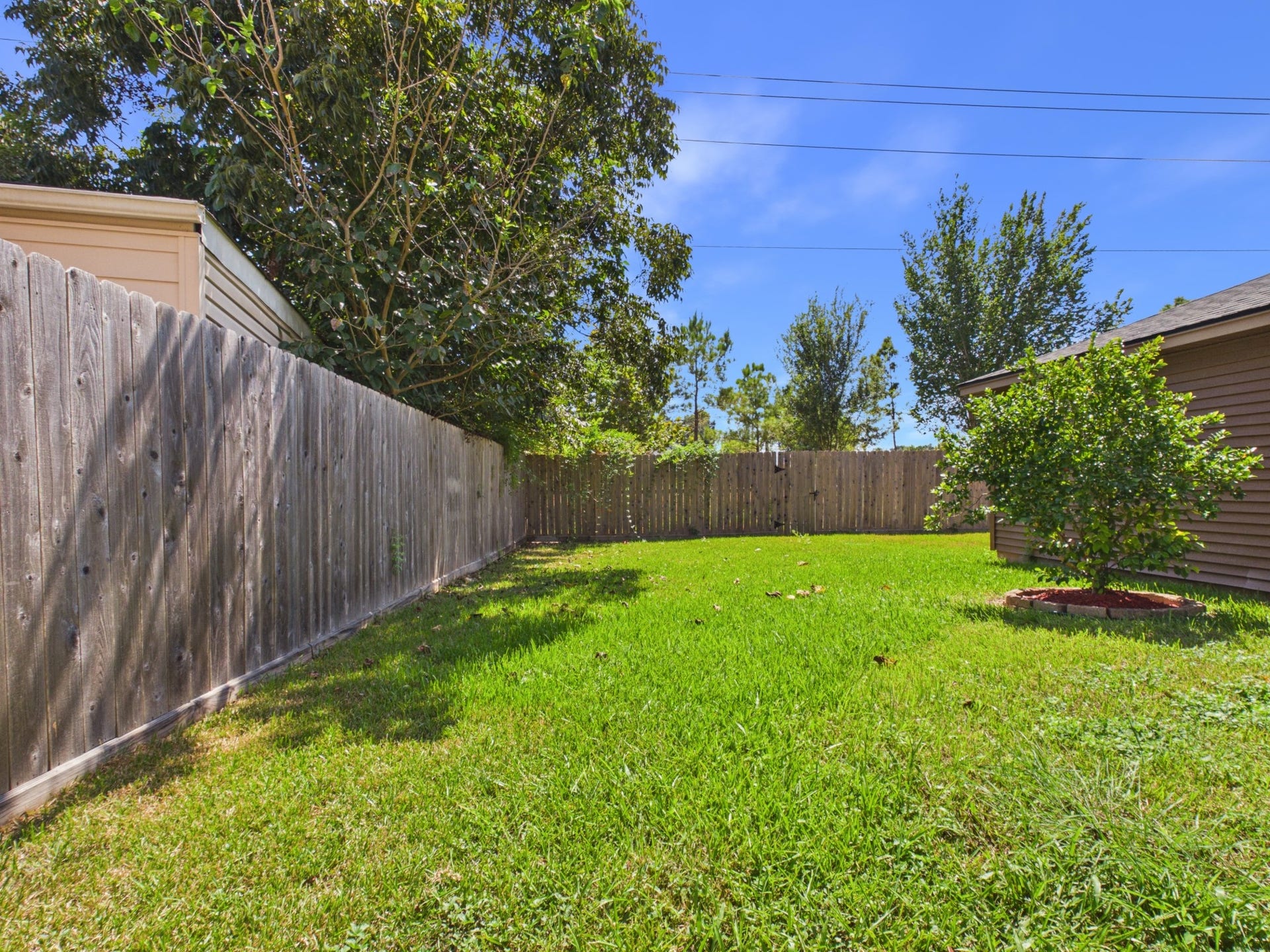 7903 Secretariat Lane, Houston, TX 77071 7903 Secretariat Lane, Houston, TX 77071