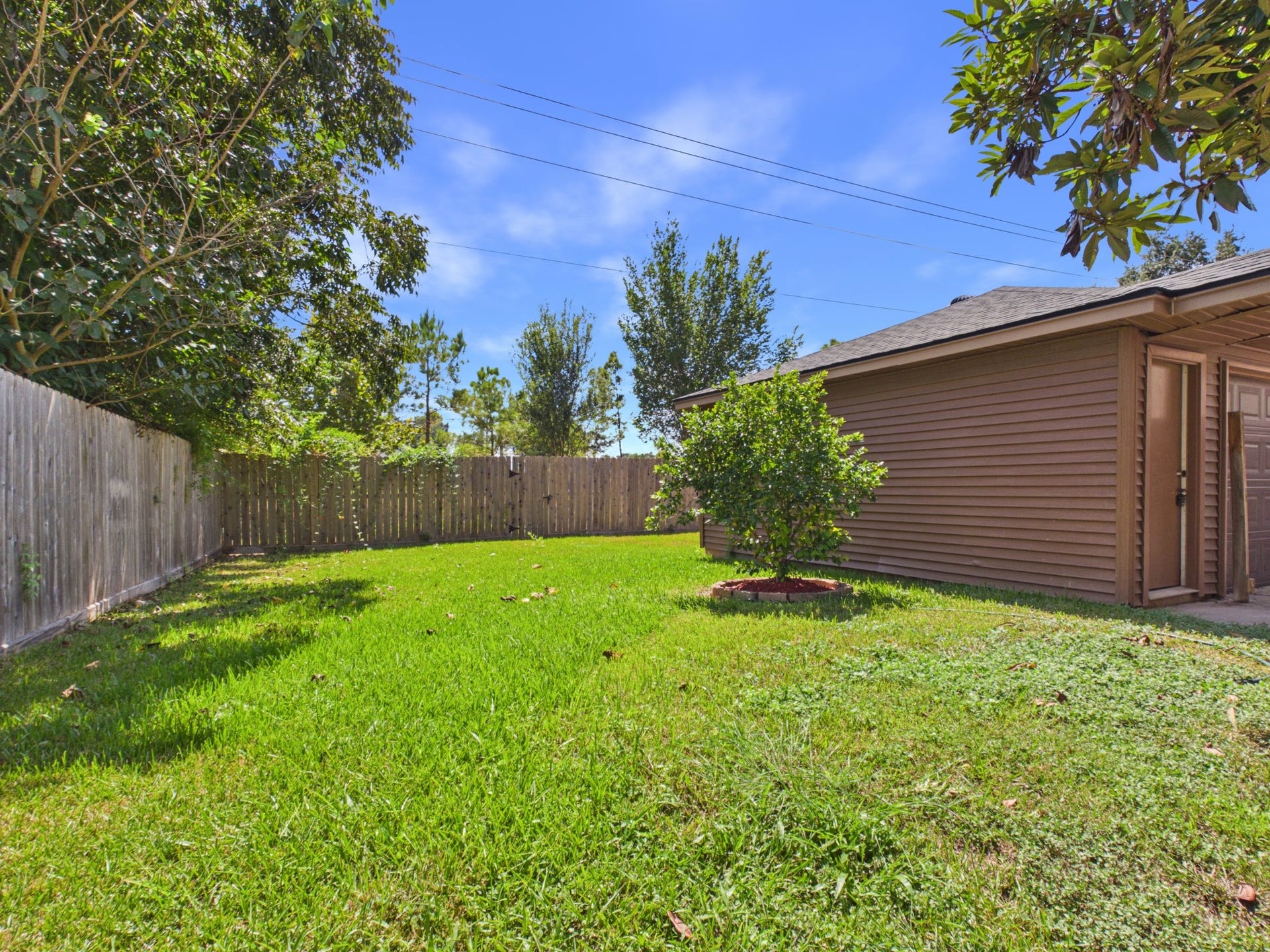 7903 Secretariat Lane, Houston, TX 77071 7903 Secretariat Lane, Houston, TX 77071