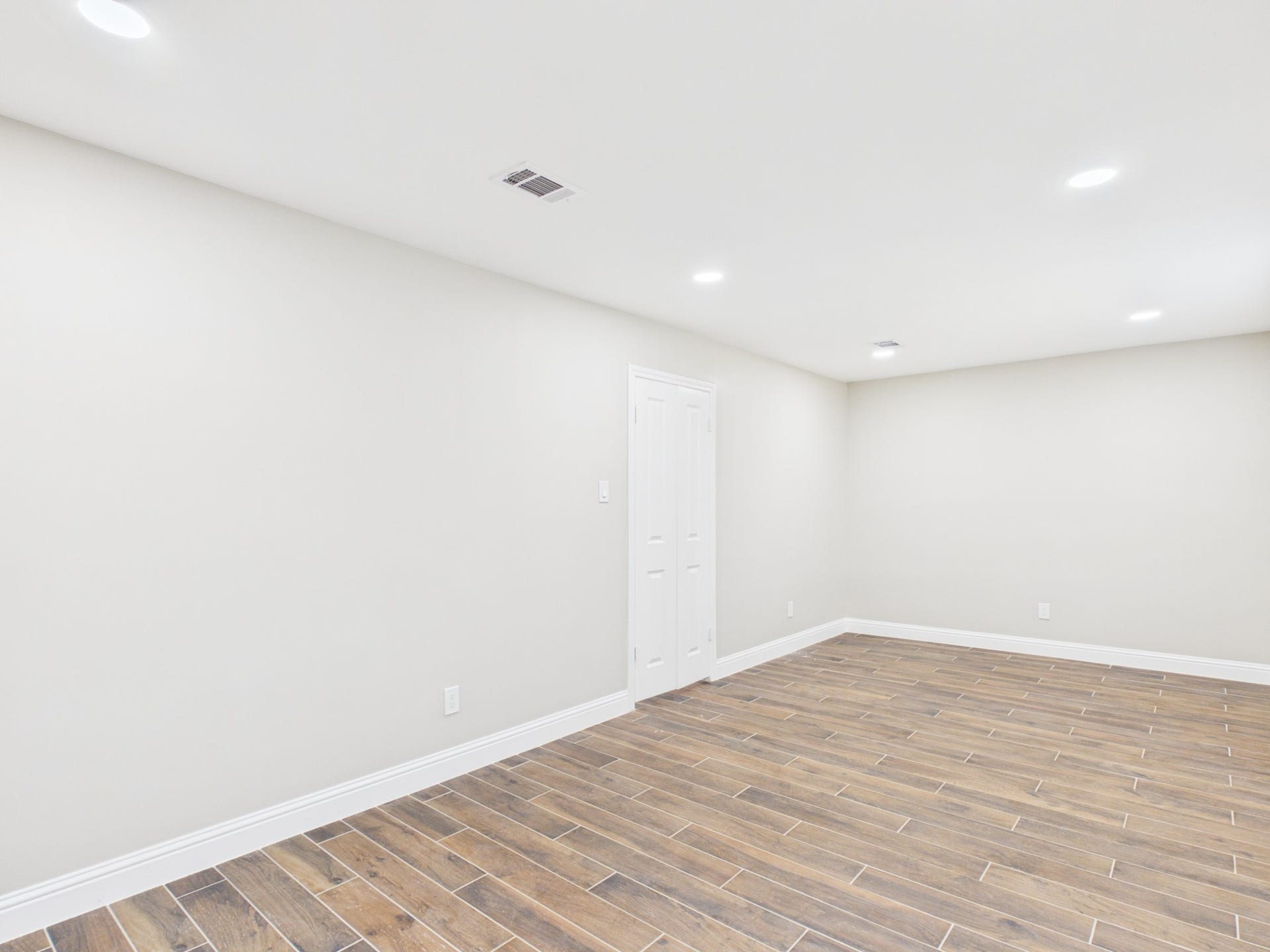 7903 Secretariat Lane, Houston, TX 77071 dining room