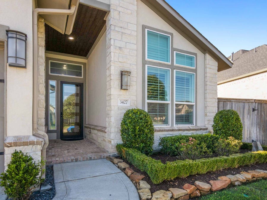 Property photo for 3427 Mckinney Ridge Drive, Houston, TX