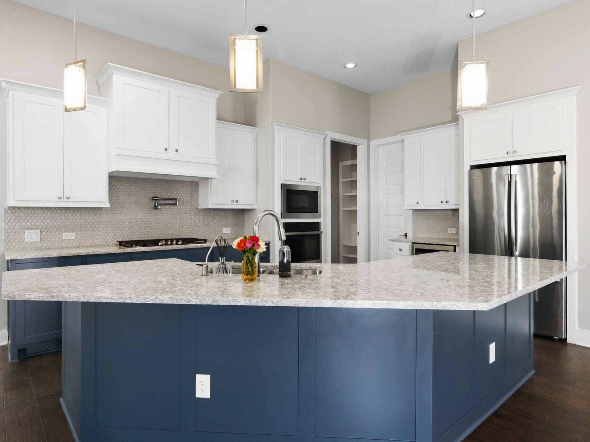 3427 Mckinney Ridge Drive, Houston, TX 77059 3427 Mckinney Ridge Drive, Houston, TX 77059