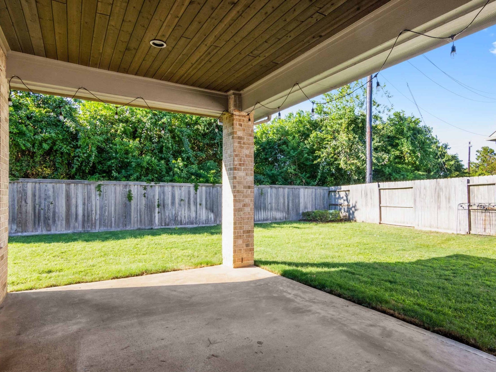 3427 Mckinney Ridge Drive, Houston, TX 77059 3427 Mckinney Ridge Drive, Houston, TX 77059