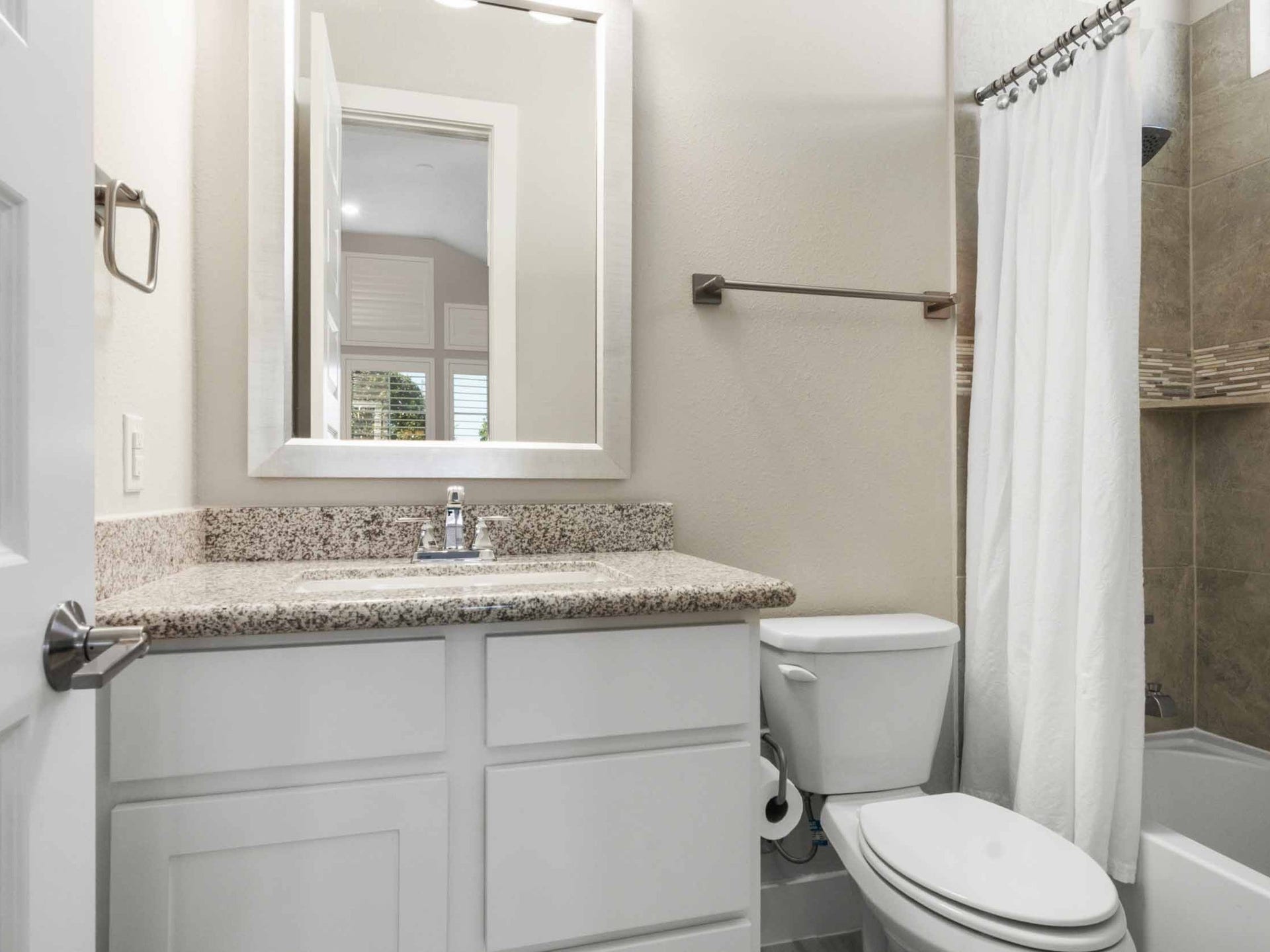3427 Mckinney Ridge Drive, Houston, TX 77059 3427 Mckinney Ridge Drive, Houston, TX 77059