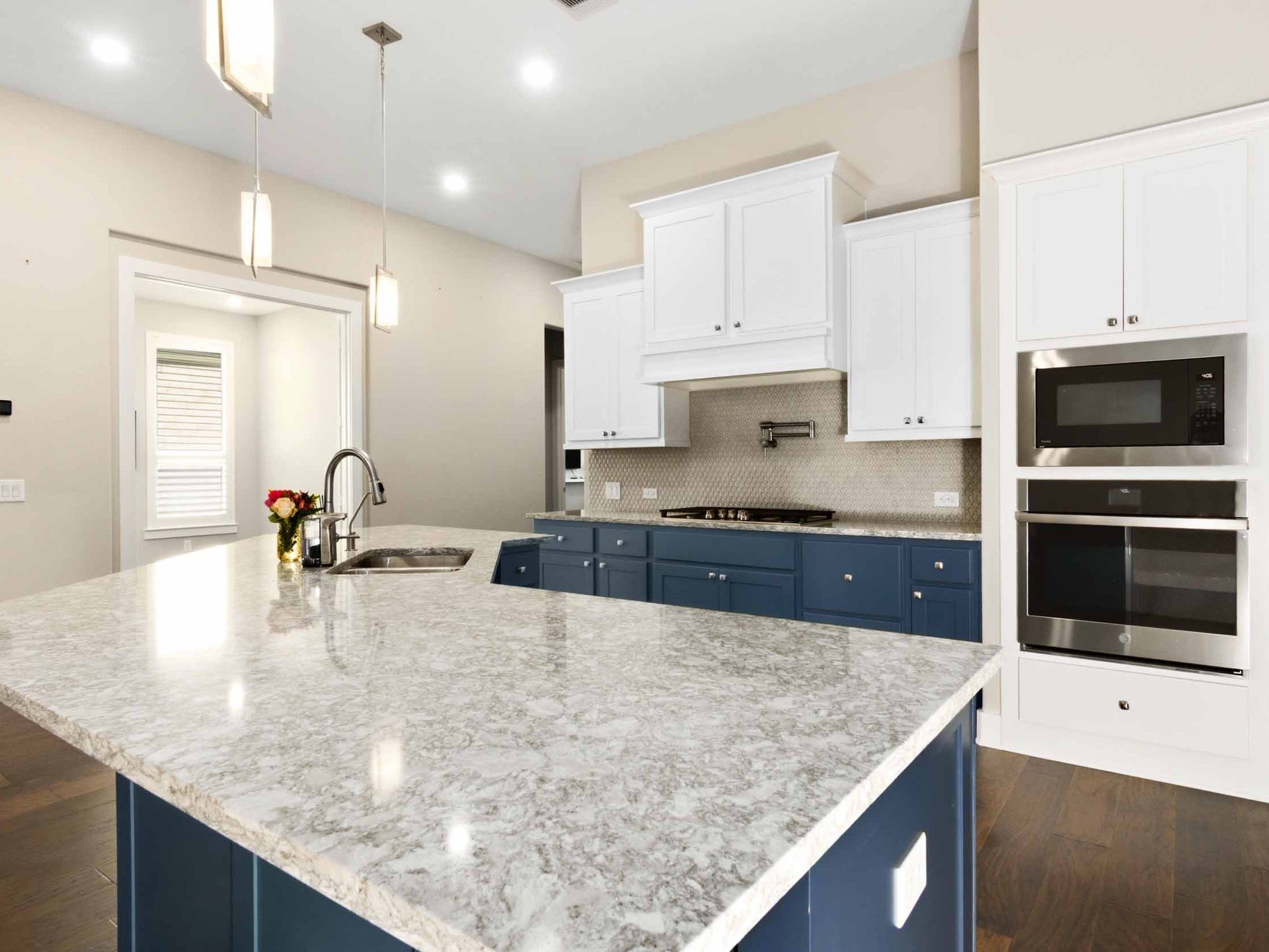 3427 Mckinney Ridge Drive, Houston, TX 77059 3427 Mckinney Ridge Drive, Houston, TX 77059