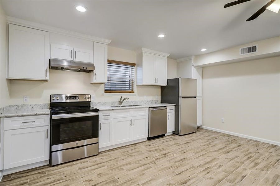 Property photo for 6212 Alderson, Houston, TX