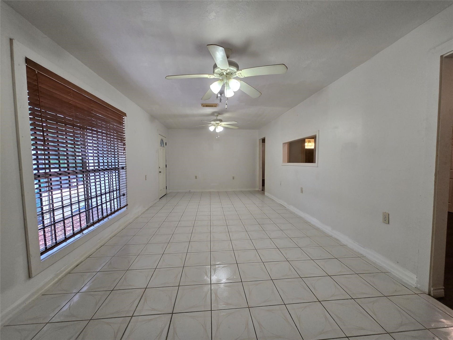 9621 Sweetwater Lane, Houston, TX 77037 9621 Sweetwater Lane, Houston, TX 77037