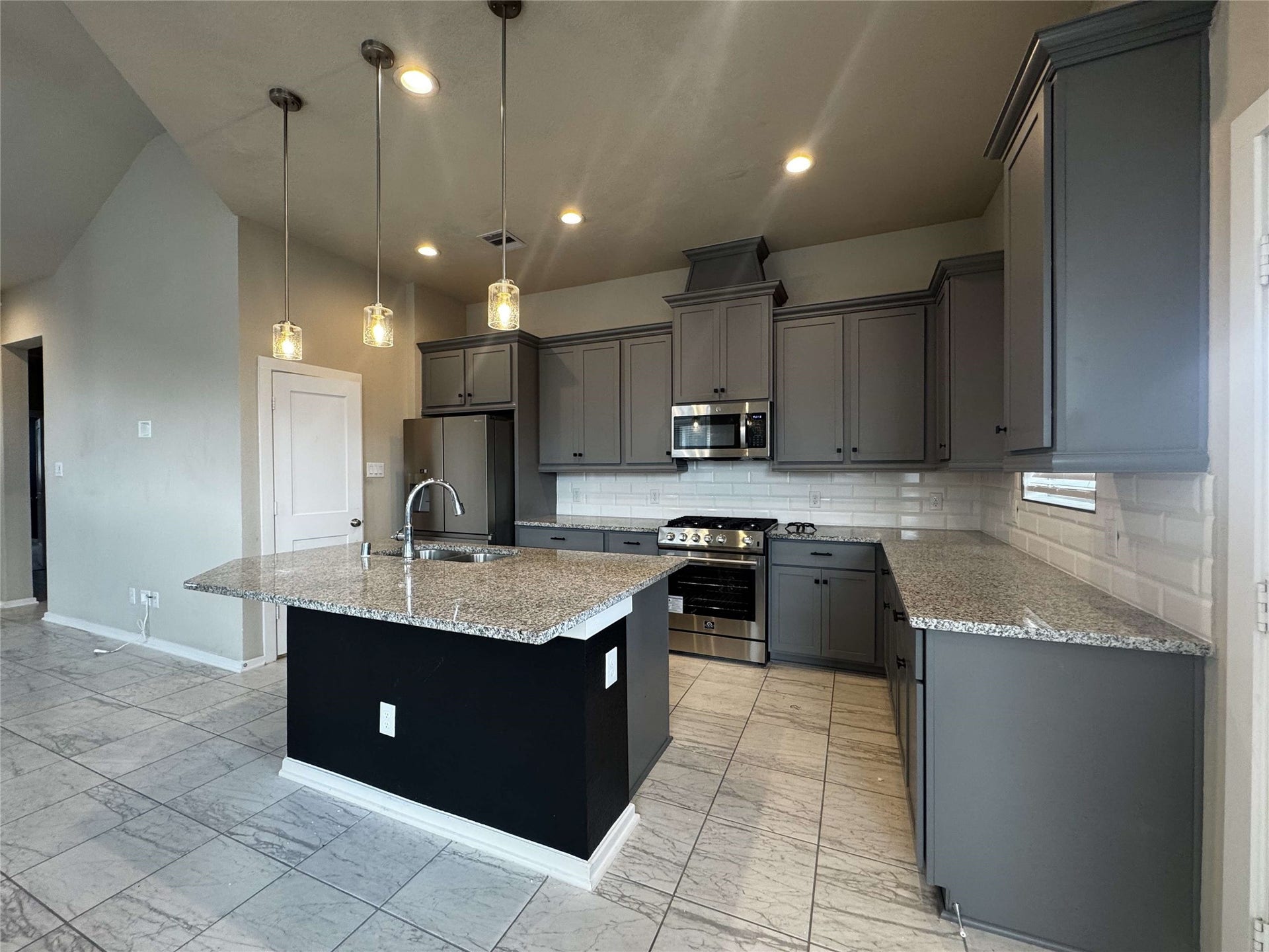 1542 Rustling Creek Drive, Missouri City, TX 77459 1542 Rustling Creek Drive, Missouri City, TX 77459