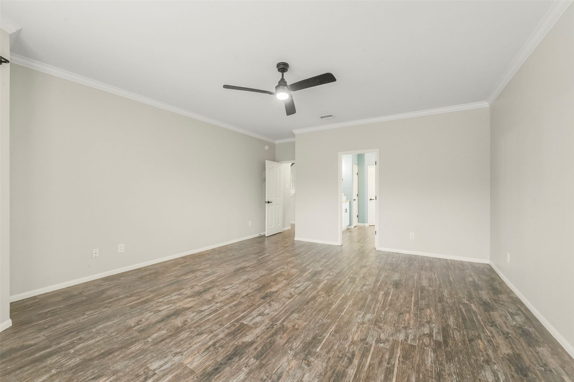 15730 Lake Loop Drive, Cypress, TX 77433 15730 Lake Loop Drive, Cypress, TX 77433