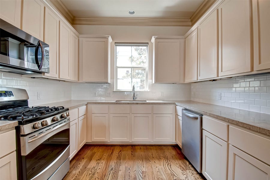 Property photo for 4031 BELLEFONTAINE ST Street, #127, Houston, TX