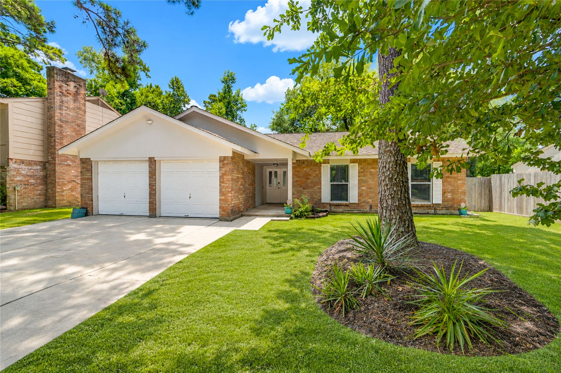2114 RIVER VILLAGE, Kingwood, TX 77339 2114 RIVER VILLAGE, Kingwood, TX 77339