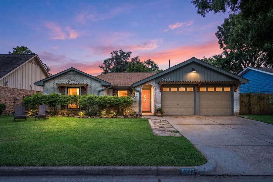 Property photo for 6207 Spruce Forest Drive, Houston, TX