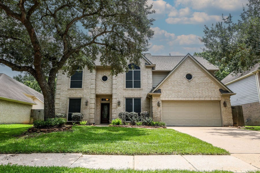 Property photo for 23115 Willow Canyon Drive, Katy, TX