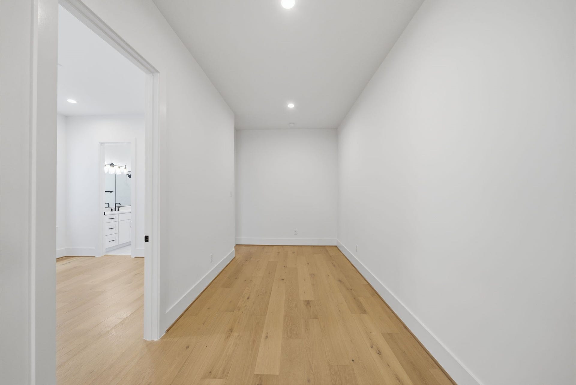 Second-floor landing area large enough to accommodate a desk! (Photos are of a previously completed home. Finishes are subject to change.)
