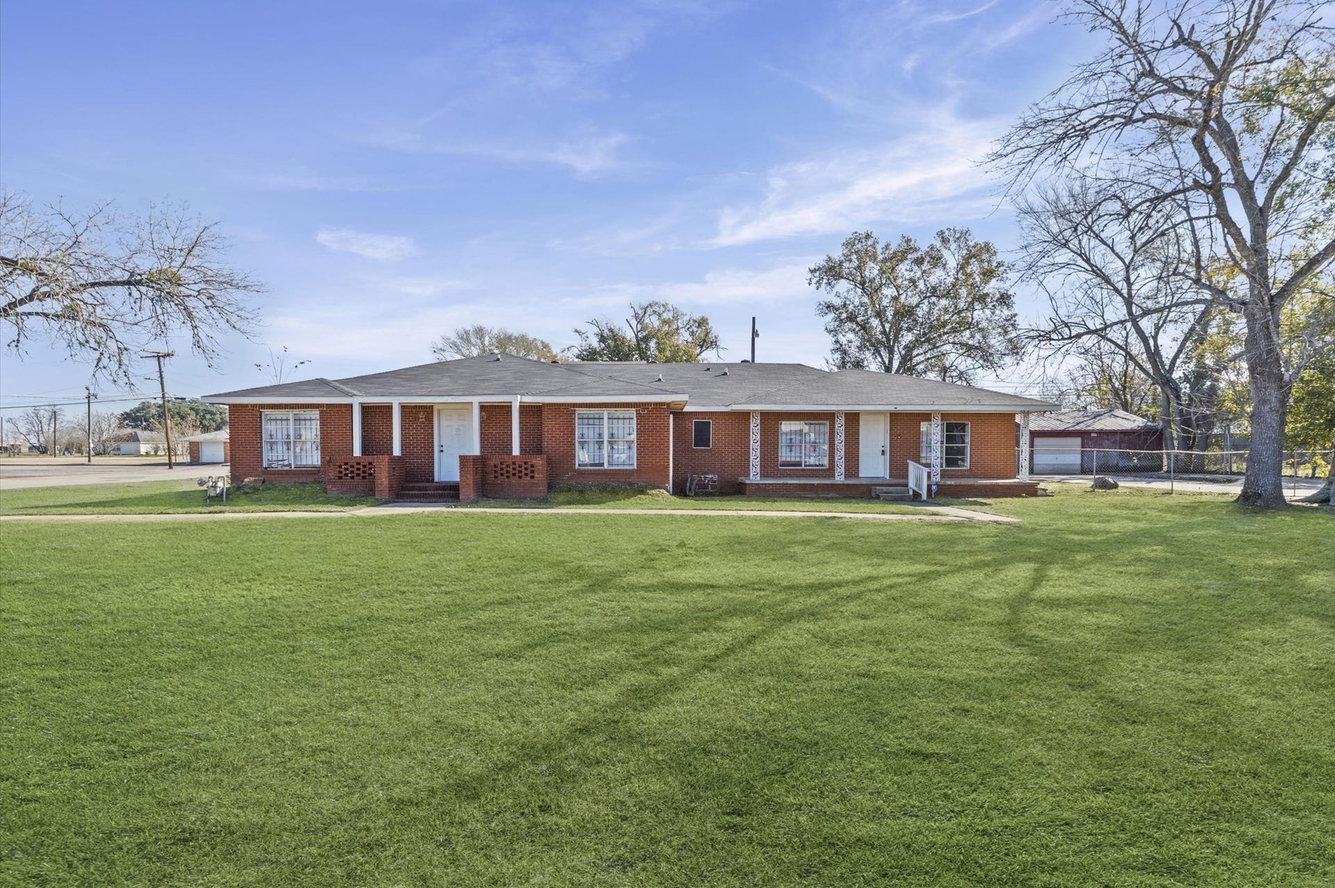 1106 5th Street, Hempstead, TX 77445 1106 5th Street, Hempstead, TX 77445