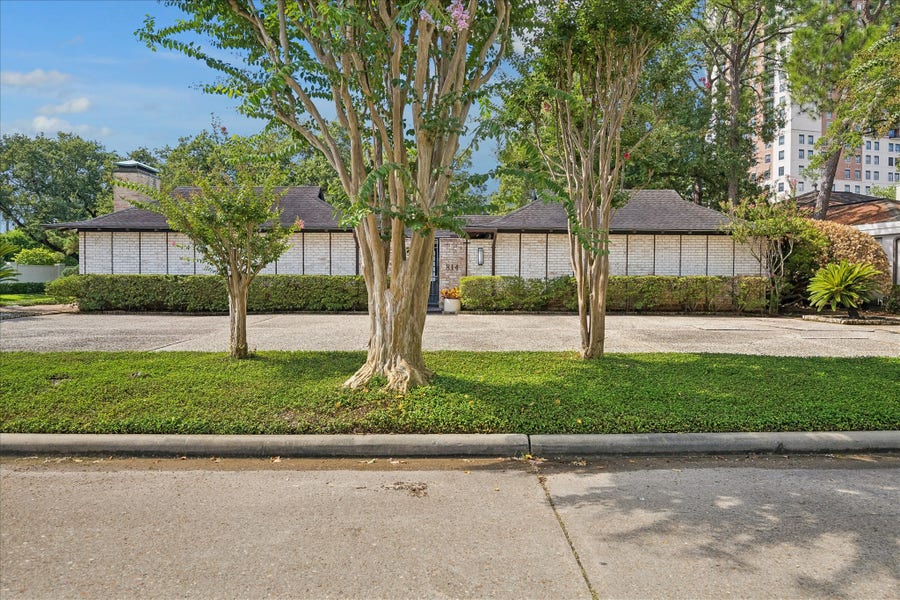 Property photo for 814 Wild Valley Road, Houston, TX