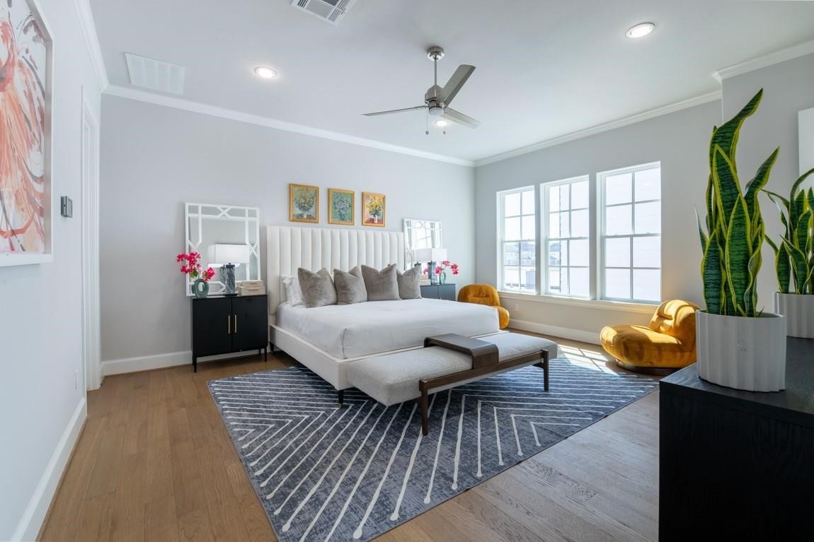 11053 Chatterton Drive, Houston, TX 77043 HUGE primary bedroom bathed in natural light!
