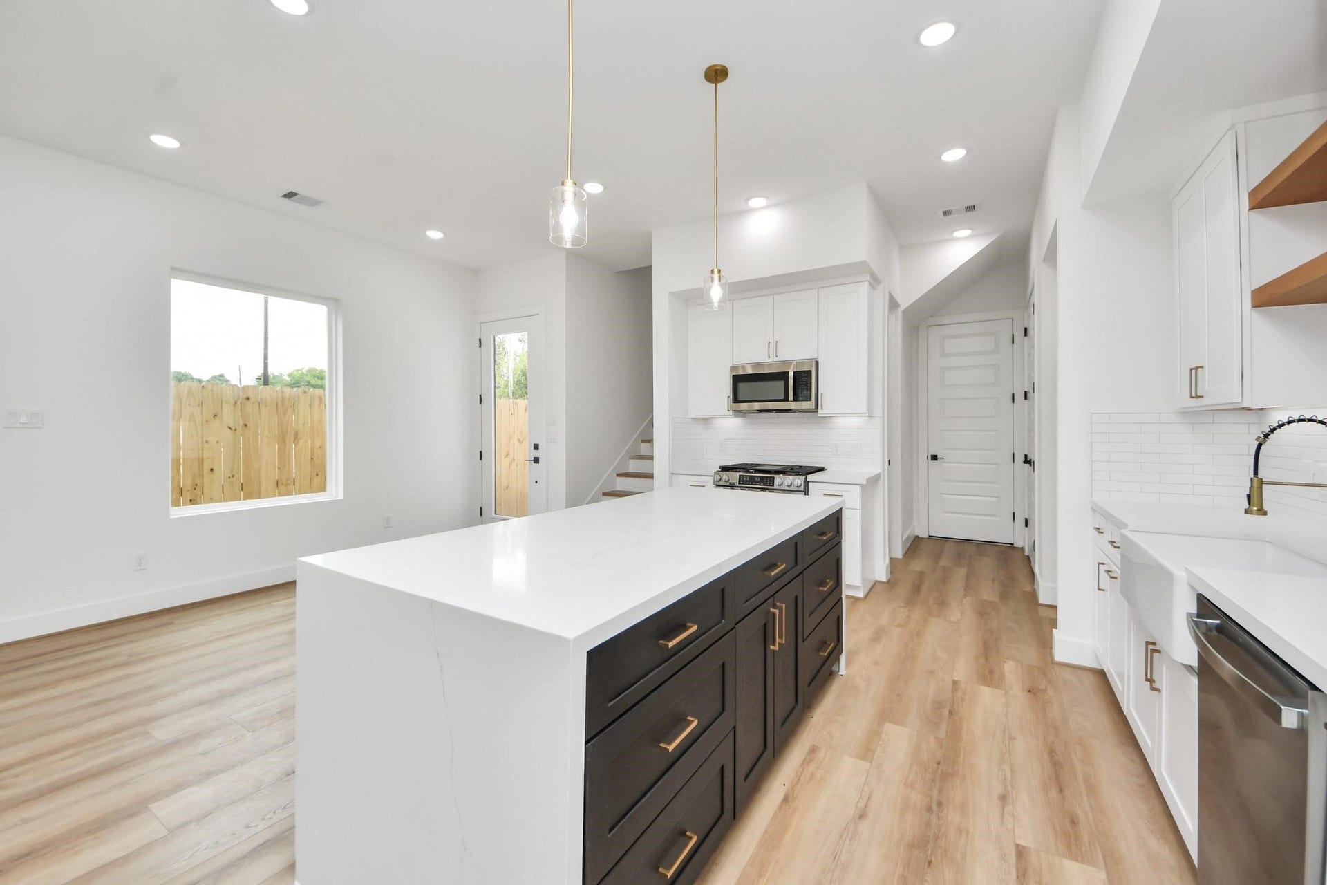 2606 Winbern Street, Houston, TX 77004 2606 Winbern Street, Houston, TX 77004