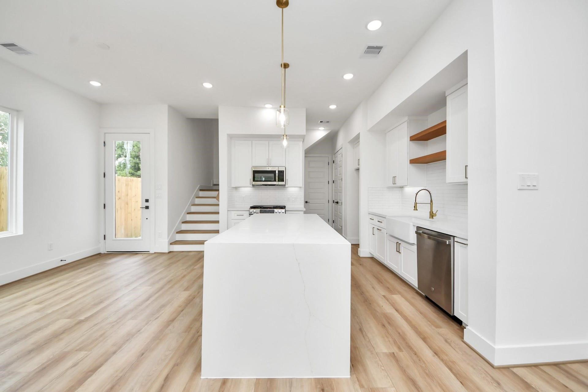 2606 Winbern Street, Houston, TX 77004 2606 Winbern Street, Houston, TX 77004