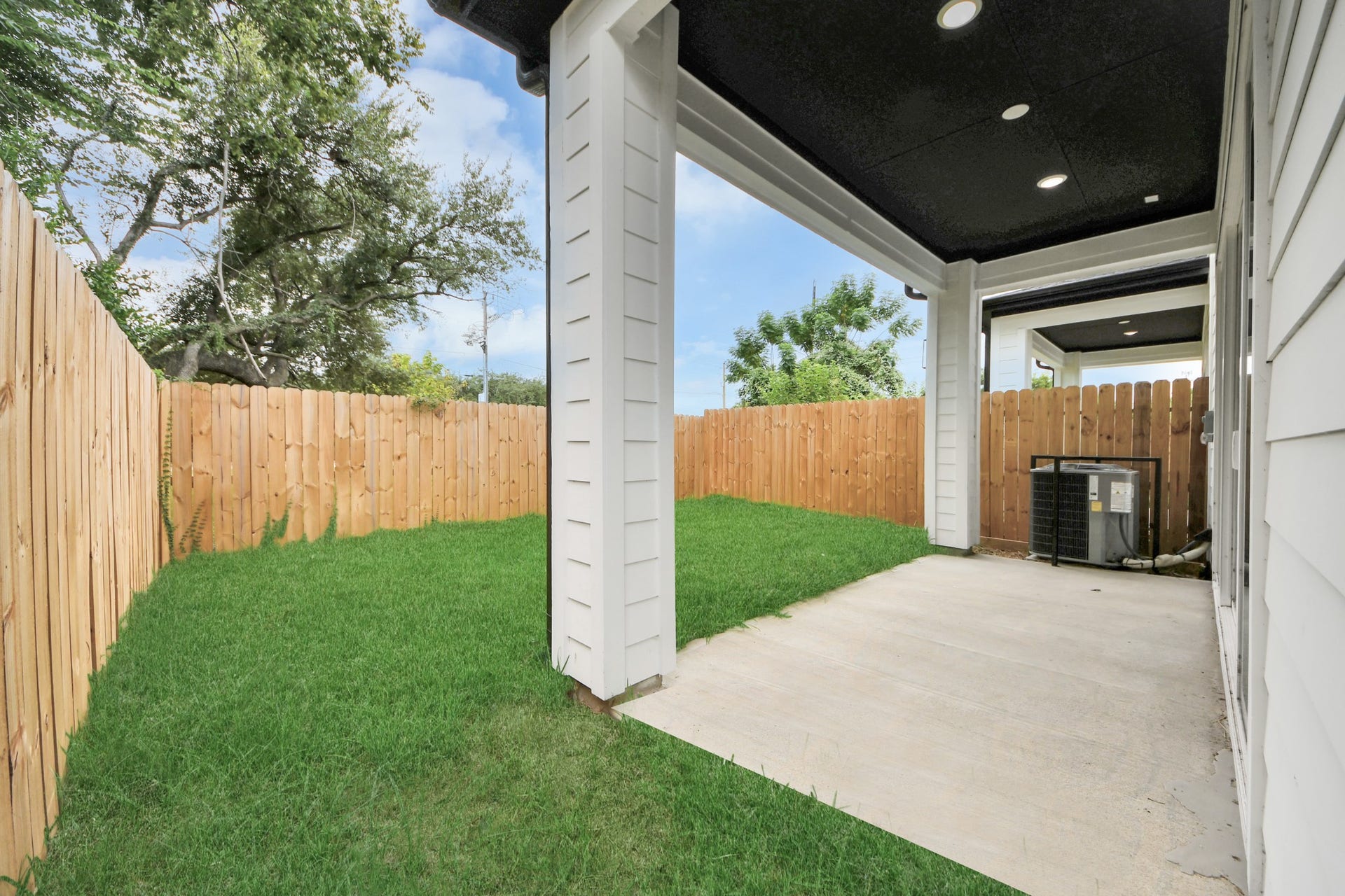2606 Winbern Street, Houston, TX 77004 2606 Winbern Street, Houston, TX 77004