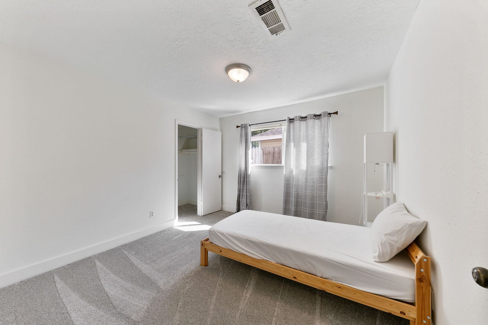 1615 Park Haven Drive, Houston, TX 77077 1615 Park Haven Drive, Houston, TX 77077