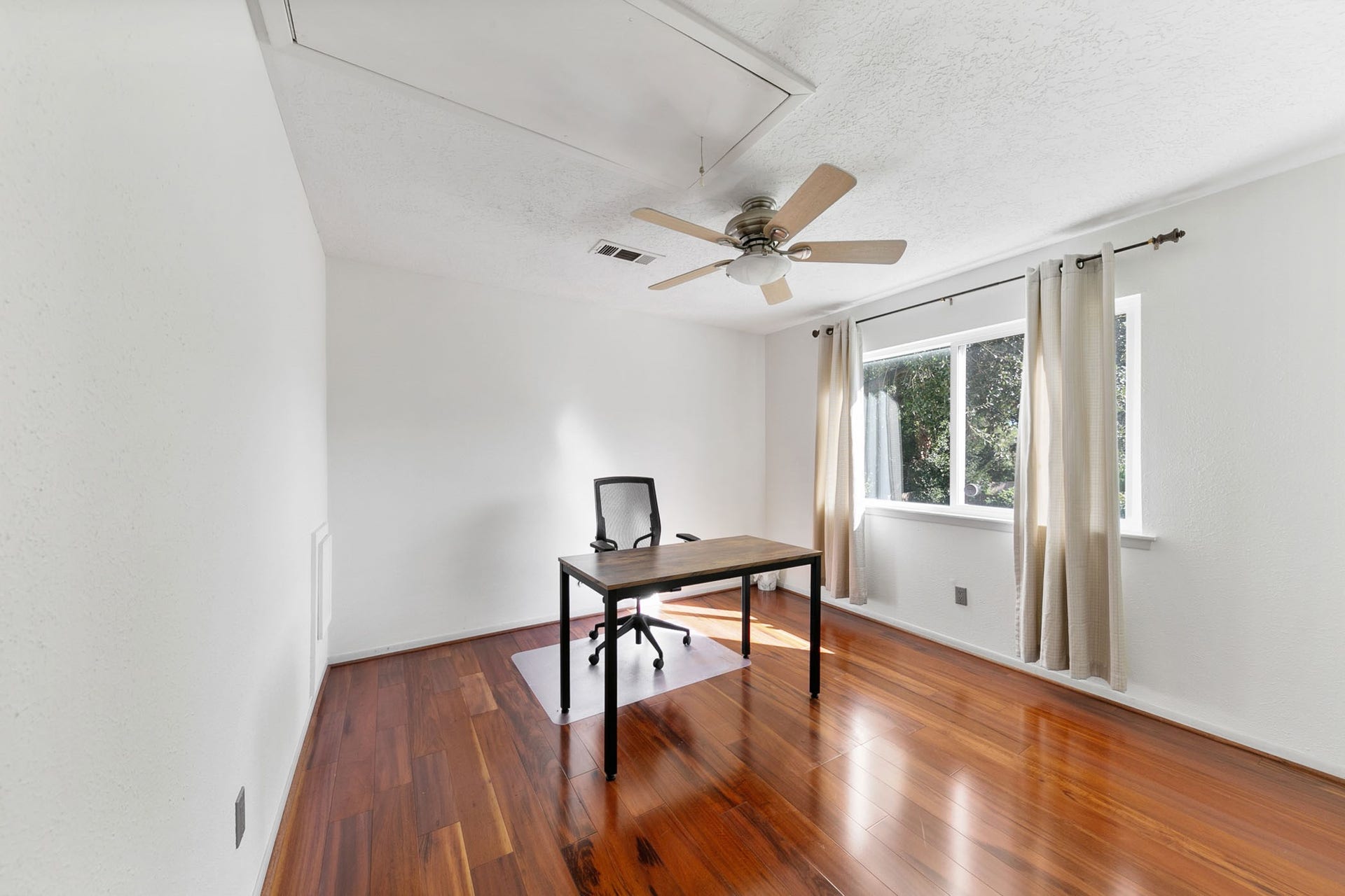 1615 Park Haven Drive, Houston, TX 77077 1615 Park Haven Drive, Houston, TX 77077