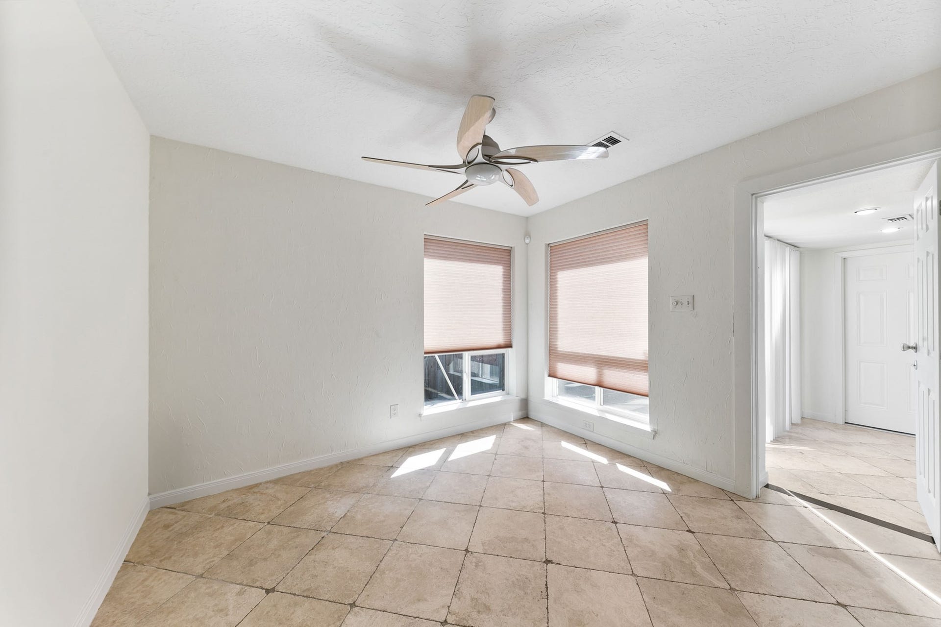 1615 Park Haven Drive, Houston, TX 77077 1615 Park Haven Drive, Houston, TX 77077