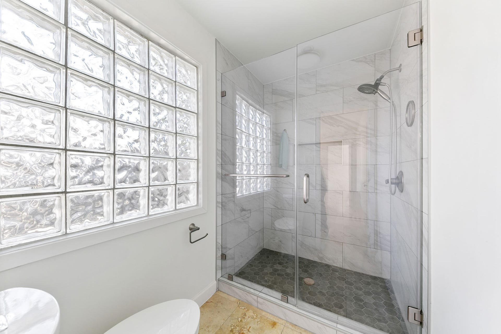 1615 Park Haven Drive, Houston, TX 77077 1615 Park Haven Drive, Houston, TX 77077